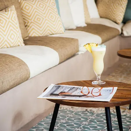 The 15th Boutique By Bondia Group (adults Only) 호텔 4*