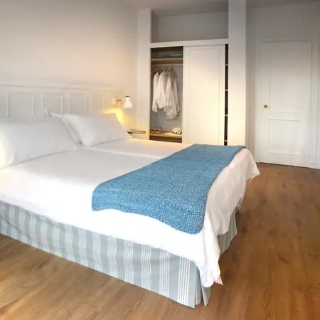 The 15th Boutique (adults Only) فندق يوريت دي مار