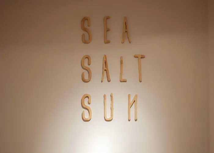 酒店 The 15th Boutique (adults Only) 滨海略雷特