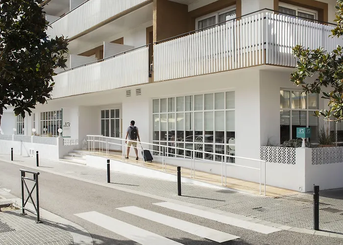 The 15th Boutique (adults Only) Ξενοδοχείο 4*